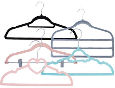 Zestaw wieszaków welurowych