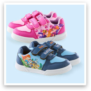Buty dziecięce z licencją